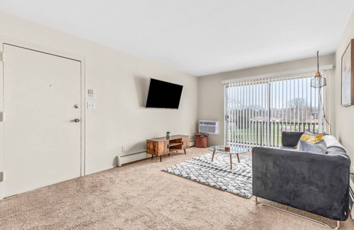 Mount Clemens Apartment | Spacious 1BR Apt On The River