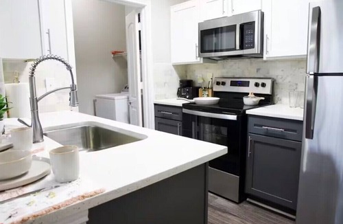 Alden Bridge Apartment | Spacious 1BR in Magnolia – Perfect for Long Stays