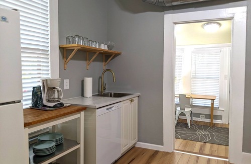 Hyde Park House | Spacious 1BR w/Office in Hyde Park