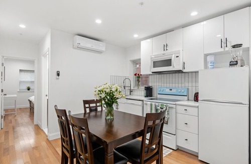 Powelton Village Apartment | Spacious 1BR Walk to Drexel, Upenn, CHOP, USMLE