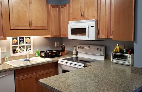 Weirs Beach Condo | Spacious 2 BDR/2BA Weirs Beach Condo