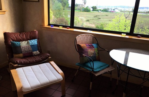 San Rafael House | Spacious 2+ Bdrm, 2 Ba Home With Stunning View, 4 wk min, mostly spring and fall