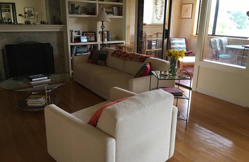 San Rafael House | Spacious 2+ Bdrm, 2 Ba Home With Stunning View, 4 wk min, mostly spring and fall