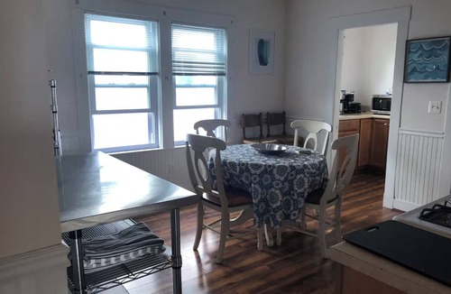 Watertown Apartment | Spacious 2 bdrm apartment 1.8 mils from Harvard Sq