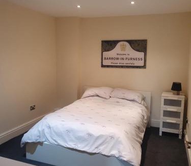 Barrow-in-Furness Apartment | Spacious 2 bed appartment next to BAE with spa bath