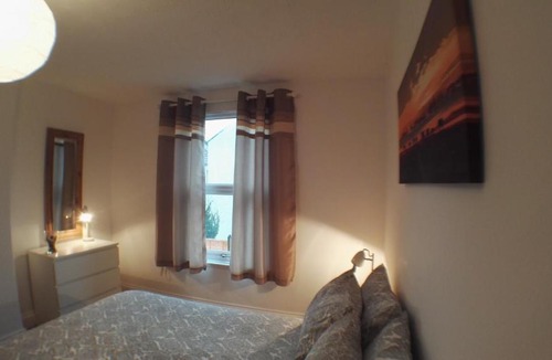 Weston-super-Mare Apartment | Spacious 2 bed apartment
