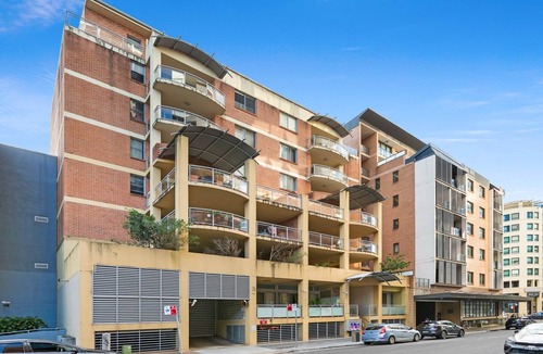 Parramatta Apartment | Spacious 2-Bed Apartment Near Parramatta CBD