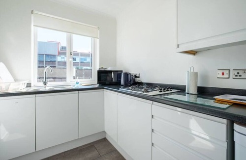 Uddingston Apartment | Spacious 2 bed apartment in Uddingston