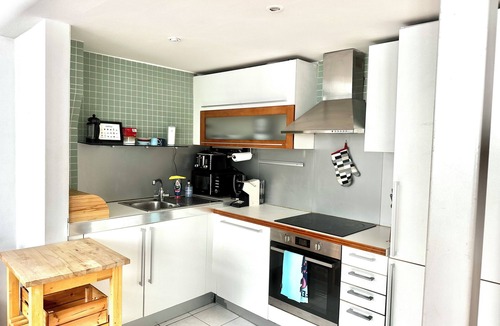 Weavers Apartment | Spacious 2 bed Shoreditch apartment