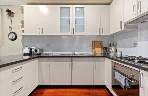 Alexandria Apartment | Spacious 2-Bed Townhouse with Garage & Patio