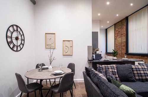 Barnsley Apartment | Spacious 2-Bedroom Apartment in Central Barnsley