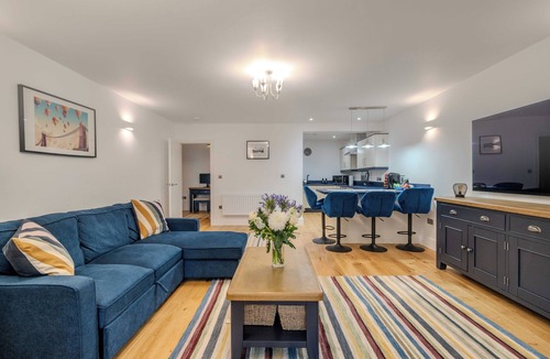 Bristol Apartment | Spacious 2-bedroom apartment