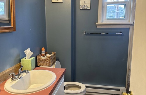 Warren Apartment | Spacious 2 bedroom apartment