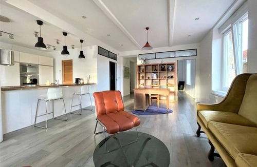 Barbatre Apartment | Spacious 2-Bedroom Apartment in Central Reims