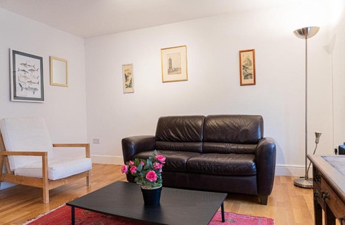 Hackney Downs Apartment | Spacious 2 Bedroom Apartment in Hackney
