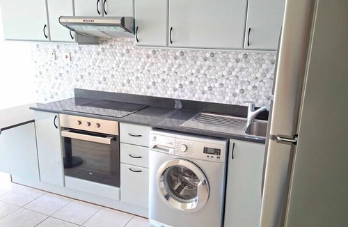 Dubai Marina Hotel | Spacious 2 bedroom Apt Near Marina Tram