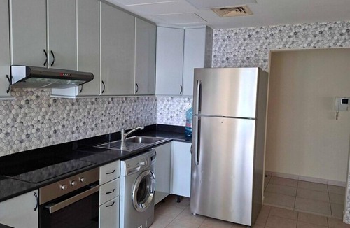 Dubai Marina Hotel | Spacious 2 bedroom Apt Near Marina Tram