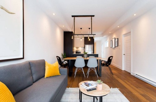 Little Italy Condo | Spacious 2 Bedroom Condo in Little Italy