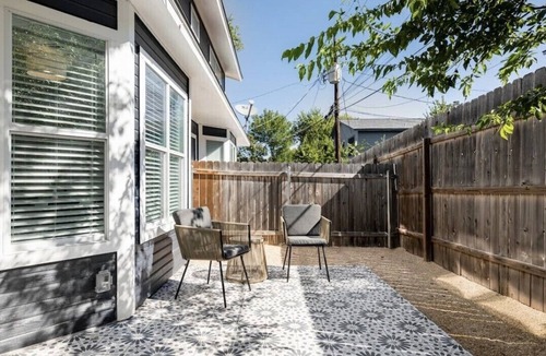 East Riverside - Oltorf House | Spacious 2 Bedroom East Riverside Home with Garage and Yard