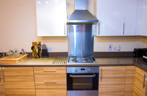 Burton Latimer Apartment | Spacious 2 Bedroom Flat - Kettering