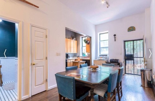 Central Park North Apartment | Spacious 2 Bedroom Garden Duplex 2 Entrances