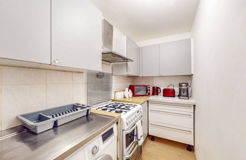 Mortlake House | Spacious 2 bedroom house in Putney