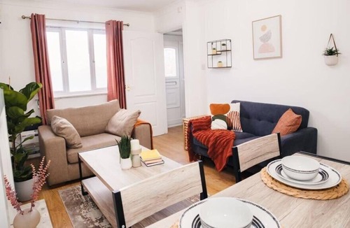 Haydock House | Spacious 2 Bedroom in Haydock