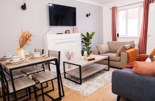 Haydock House | Spacious 2 Bedroom in Haydock