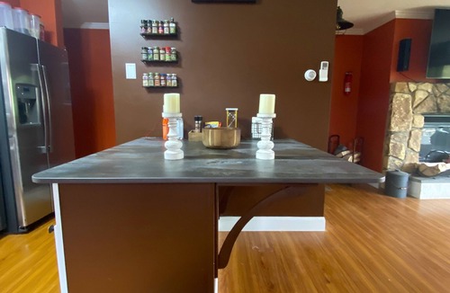 East Jewett Condo | Spacious 2-bedroom condo with mountain views & lots of hiking