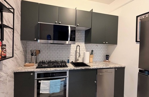 The Waterfront Apartment | Spacious 2-bedroom Jersey City Home/Easy NYC Access/Perfect for FIFA Fans