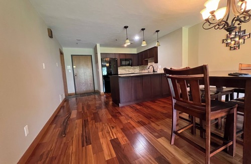 Shangri-La Estates Condo | Spacious 2 BR/2BA Condo at Vista Towers Shangri La