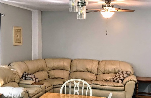 Saugerties Apartment | Spacious, 2 BR Condo Next to Horse Shows, Catskill Mountain Views