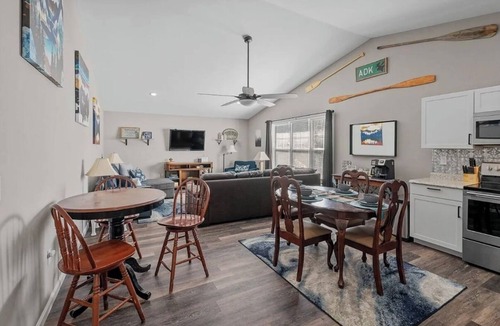 Northville House | Spacious 2 building villa in tranquil Northville perfect for families