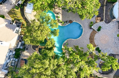 Far North Dallas Apartment | Spacious 2 Story Oasis, Private Balcony, Pool/Gym