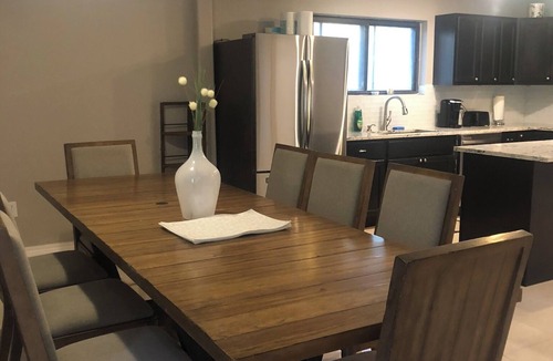 Crosby House | Spacious 2300SF, Recently Rehabbed, Large Living