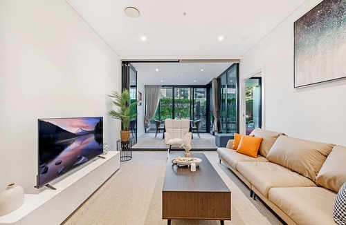 Wentworth Point Apartment | Spacious 2B2B at Marina square