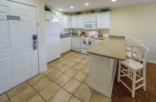 Clarkesville Apartment | SPACIOUS 2BD/2 BA by Blue Ridge Mountains