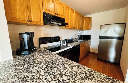 Elkins Park Apartment | Spacious 2BR/2BA with Hardwood Floors, Monthly Discount