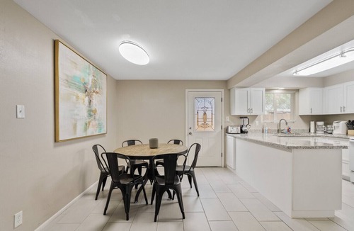 Mesa Apartment | Spacious 2BR condo by downtown Mesa free parking