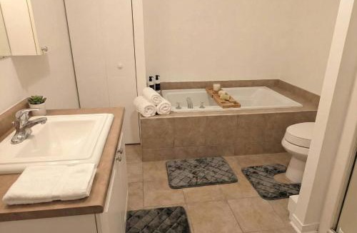 Laval House | Spacious 2BR | FREE Parking + 1.5 Bath | Near YUL