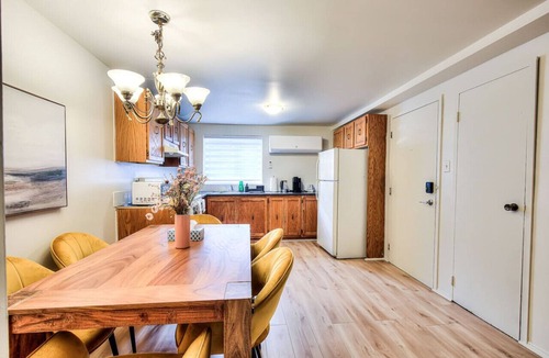 Pierrefonds-Roxboro Apartment | Spacious 2BR in MTL with included parking spot