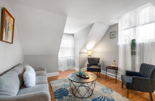 Powelton Village Apartment | Spacious 2BR in Univ City