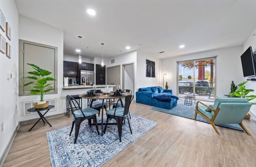 North Burnet Apartment | Spacious 2BR Near The Domain — Sleeps 8