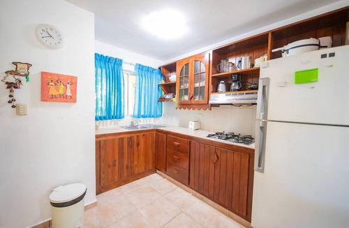 ProCab Apartment | Spacious 2BR – Pool, Near Beach & Dining, Kid-Friendly Haven