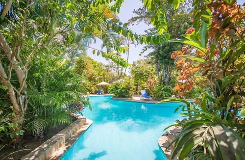 ProCab Apartment | Spacious 2BR – Pool, Near Beach & Dining, Kid-Friendly Haven