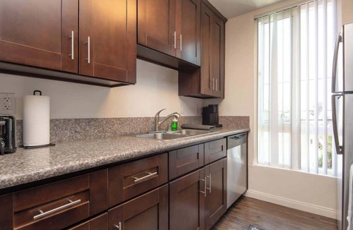 Little Armenia Apartment | Spacious 2BR Retreat in Hollywood with pool access