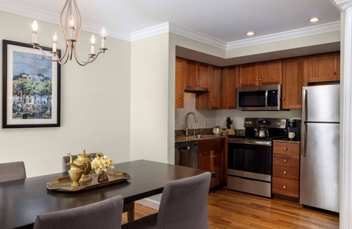 Manchester Apartment | Spacious 2BR Suite with Fireplace & Kitchen