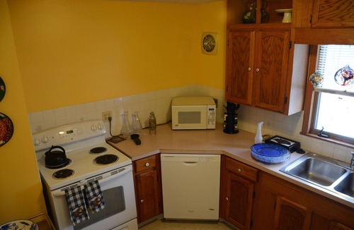 Lackawanna Apartment | Spacious 2nd Floor Flat