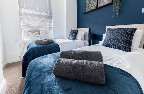 Barrow-in-Furness Apartment | Spacious 3 Bedroom Apartment