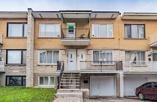 Lachine Apartment | Spacious 3 bdr apartment , Free parking